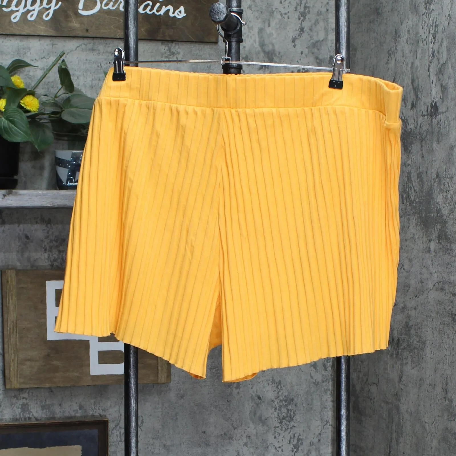 A New Day Women's Plus Size High-Rise Ribbed Shorts