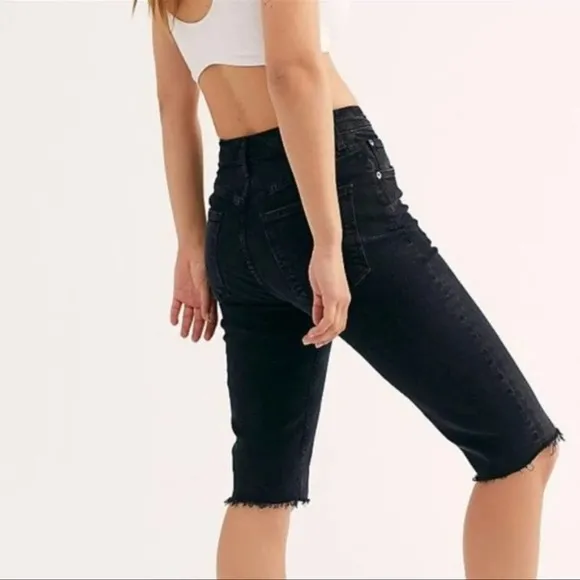 Agolde Carrie Long Length Slim Shorts - High Rise, Black, Size 24