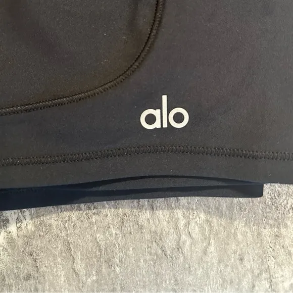 Alo Yoga High-Waist Rider Shorts Black Size XS EUC