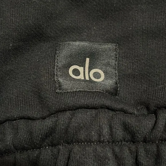 Alo Yoga Women Accolade Scoop Neck Sweatshirt Bra Black Size XS