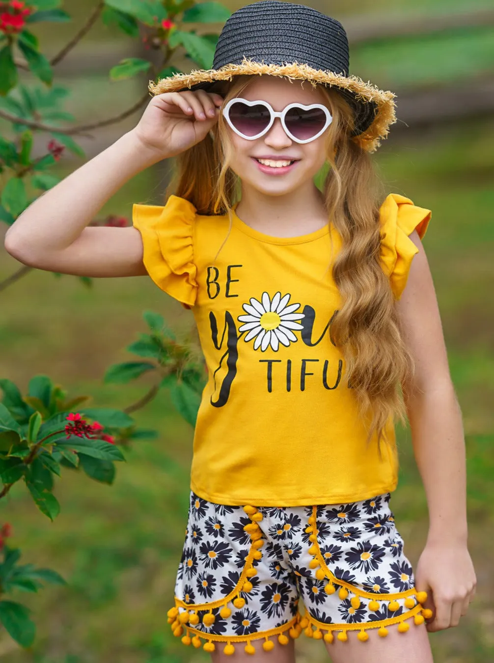 Be You-tiful Floral Pom Pom Shorts Set