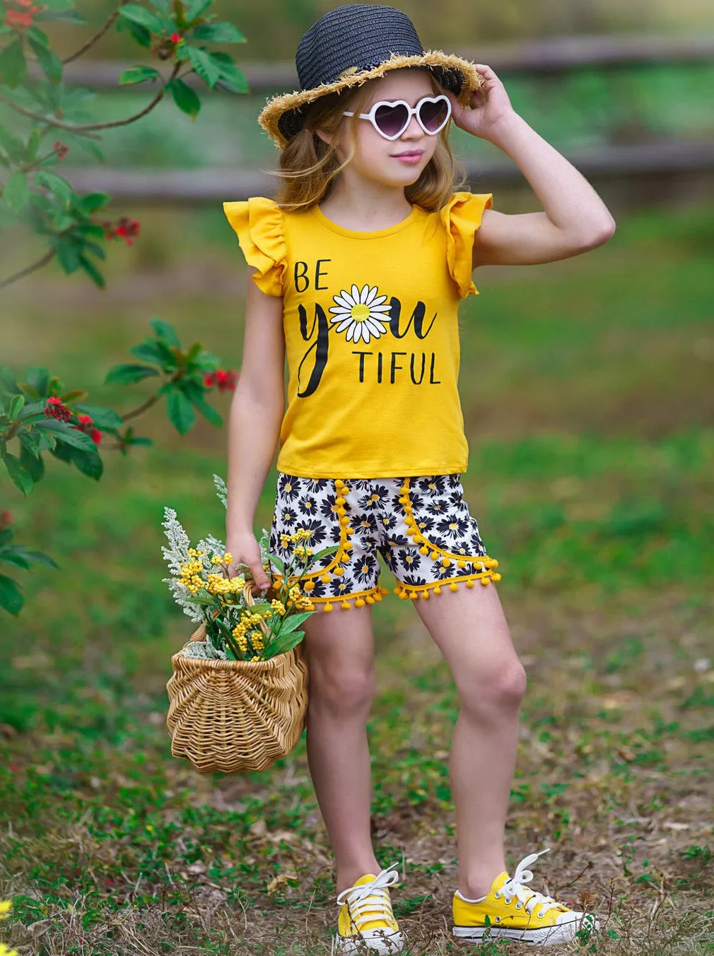 Be You-tiful Floral Pom Pom Shorts Set