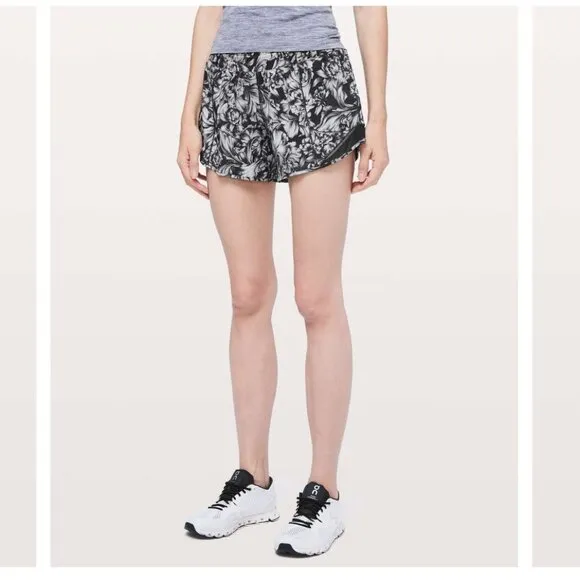 Black Floral Lululemon Hotty Hot Short II *Long 4&quot;