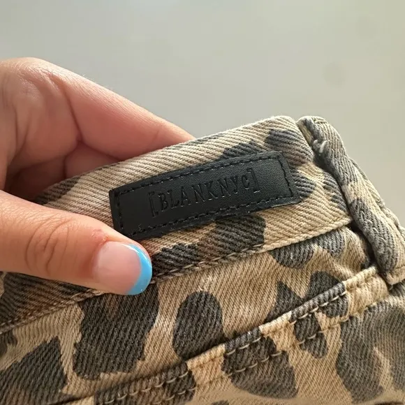 BLANKNYC cheeta jean shorts