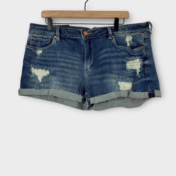 BLANKNYC Women’s Size 32 Blue Dress Down Party The Fulton Denim Boyfriend Shorts