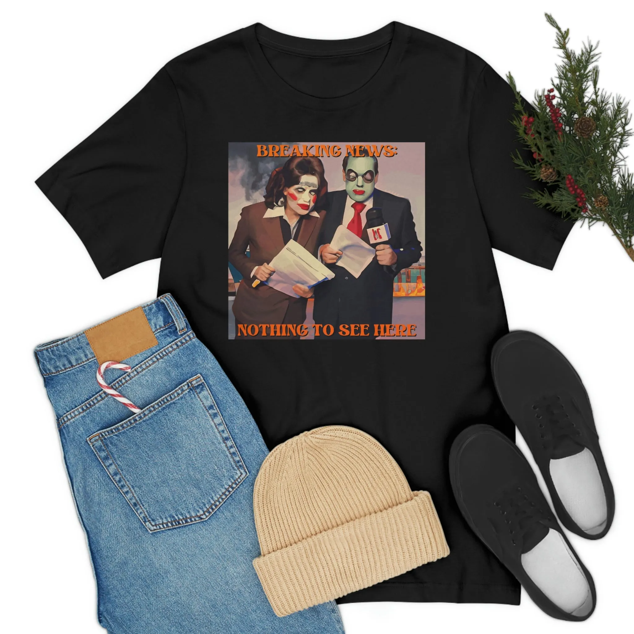 Breaking News: Nothing To See Here Short Sleeve Tee