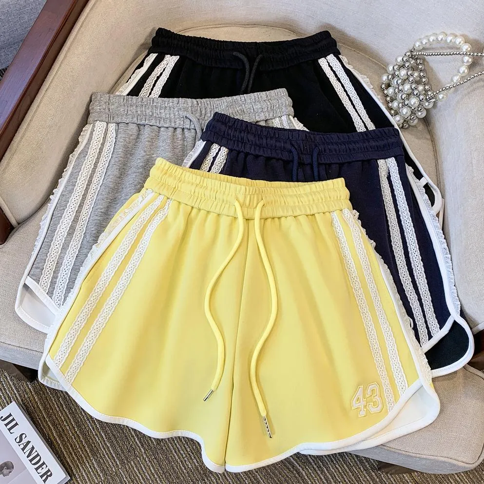 Comfortable Elastic-waisted Legging Shorts with Contrast Trim