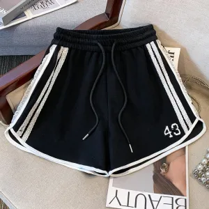 Comfortable Elastic-waisted Legging Shorts with Contrast Trim