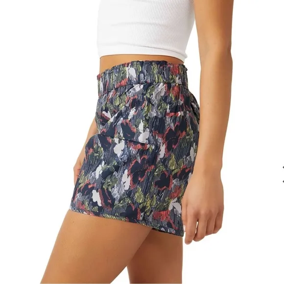 Free People Movement In The Wild Printed Shorts Supernova Combo Size Small