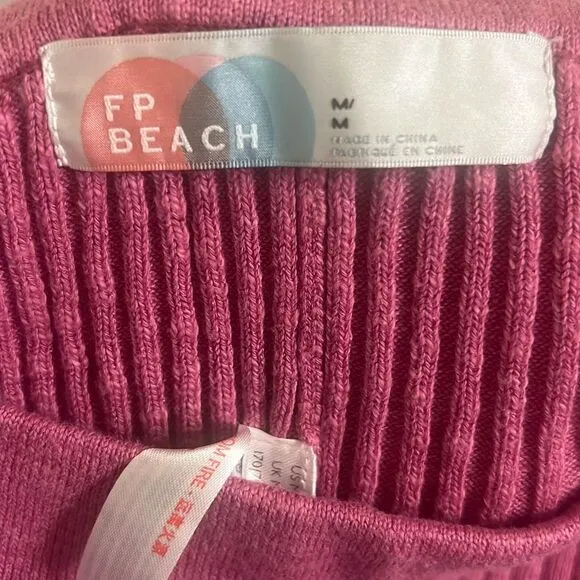 ✨FREE PEOPLE Zuma Sweater Hot Pink Sz Medium Shorts✨