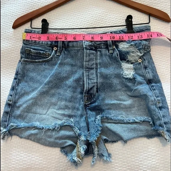 GOOD AMERICAN Bombshell Denim Shorts