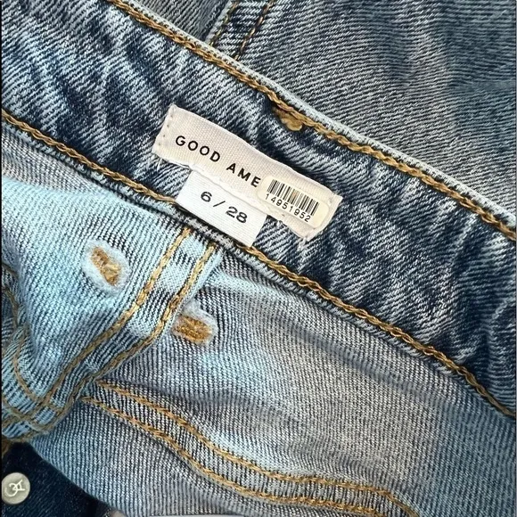 GOOD AMERICAN Bombshell Denim Shorts