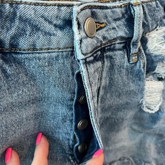 GOOD AMERICAN Bombshell Denim Shorts