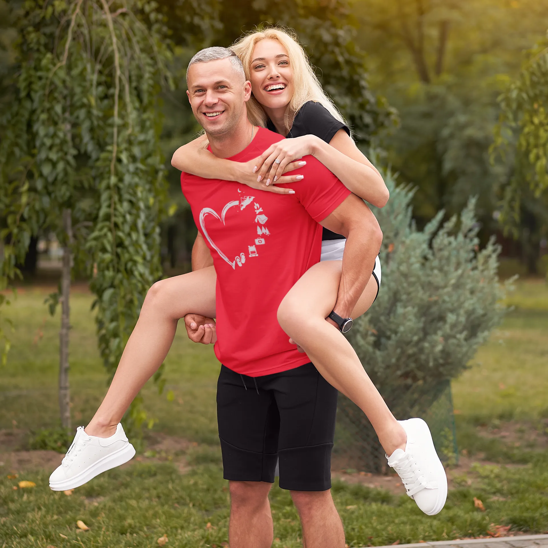 HEART CAMPING TEE