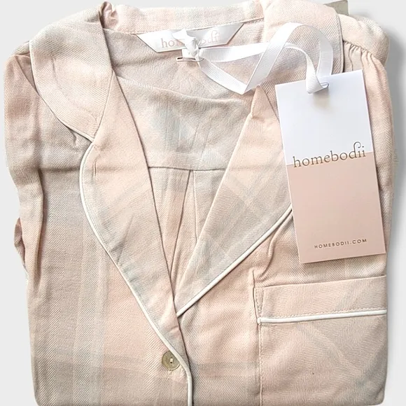 homebodii Ardelia Flannel Cozy Long Sleeve/Shorts Pajama Set Blush Check NWT