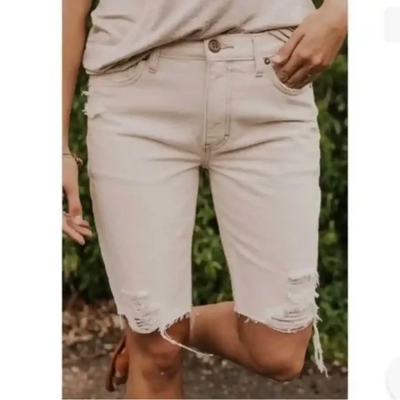 🥳HP🥳 Free People Caroline Cutoff Bermuda Denim Shorts