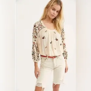 🥳HP🥳 Free People Caroline Cutoff Bermuda Denim Shorts