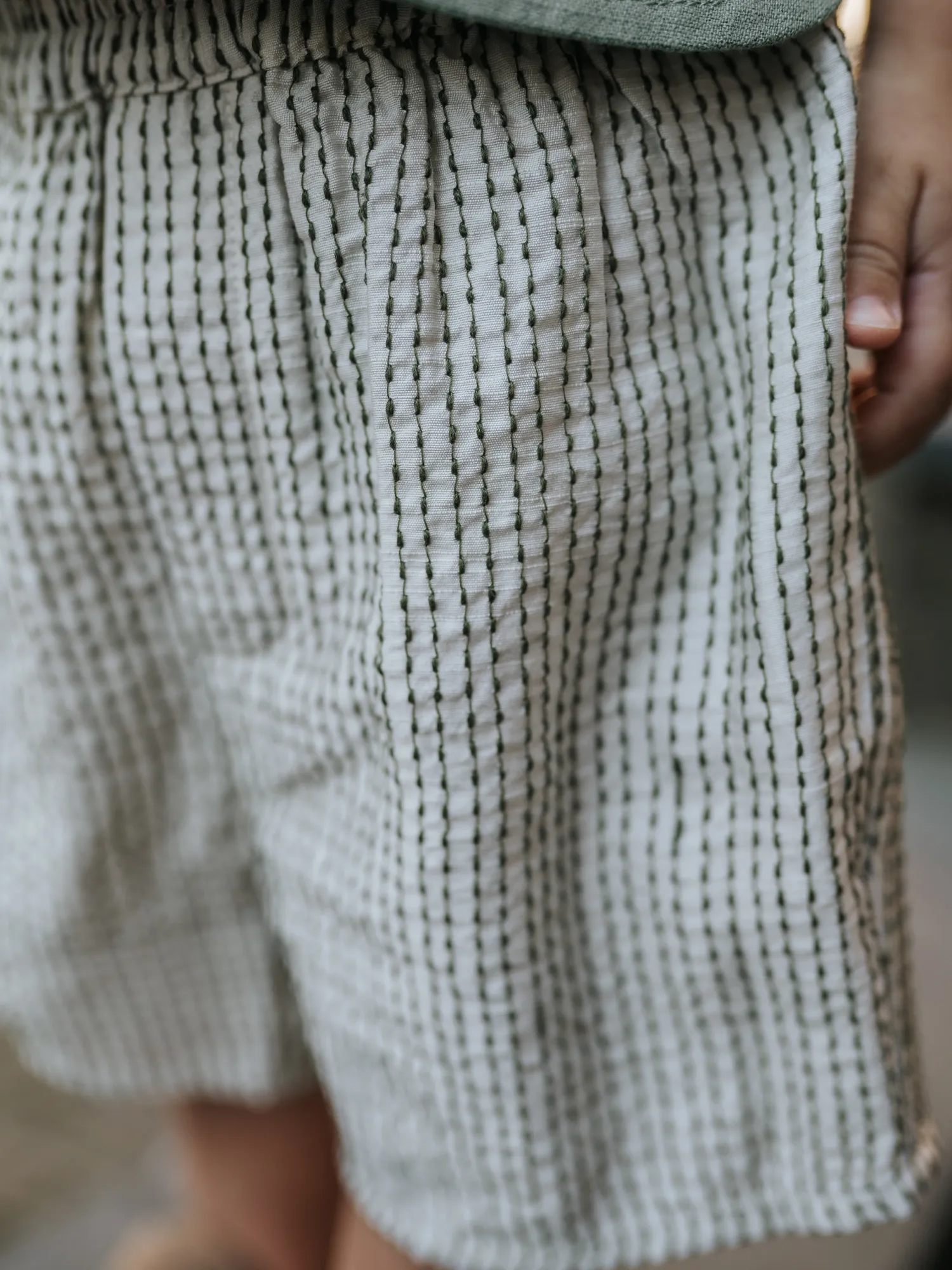 Jortas Shorts | Warm White - Thyme Striped