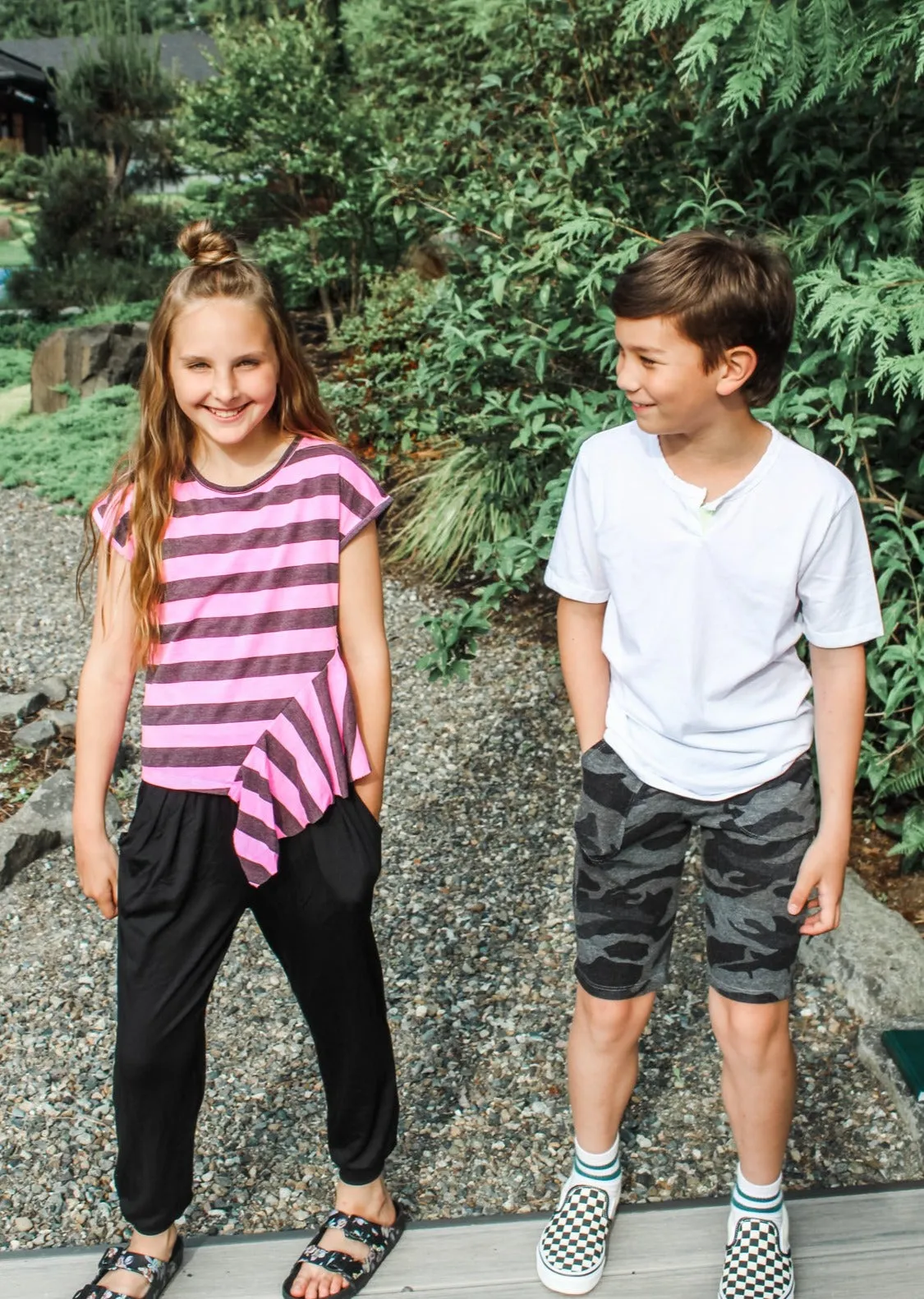 Knox Camo Shorts | Dyed Black (Kids)