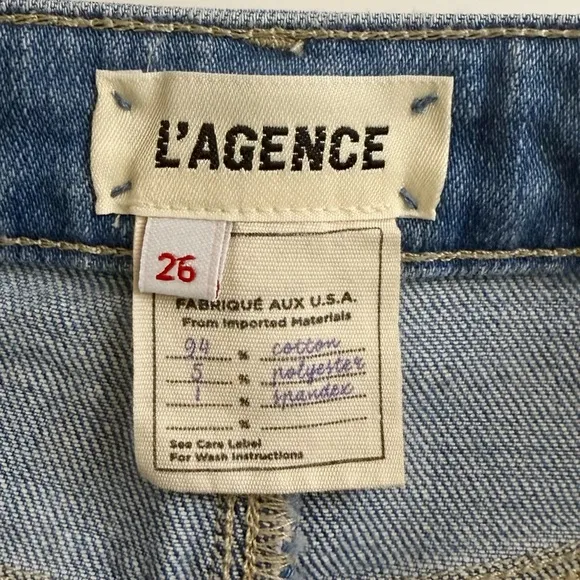 L'AGENCE Taylor High Rise Denim Short in Ashford