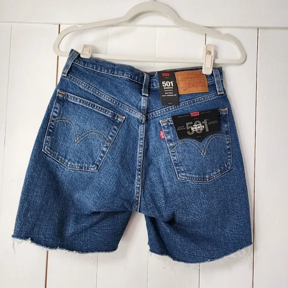 Levi's 501 Mid Thigh Shorts NWT
