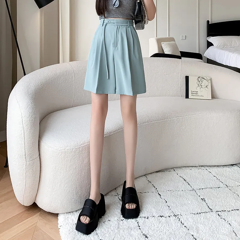 Lightweight and Breathable Wide-Leg Twill Shorts for Women