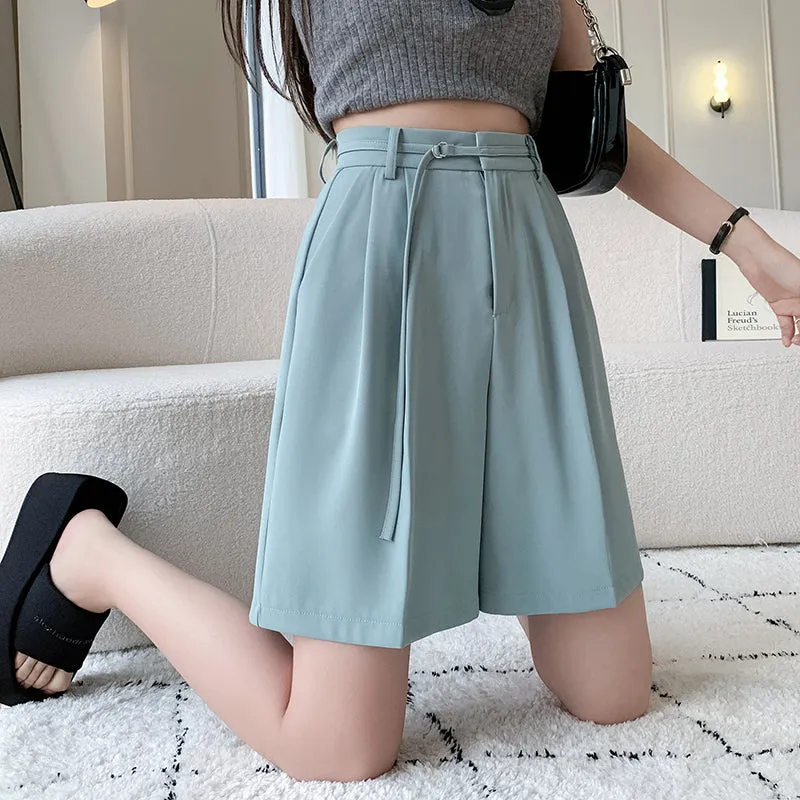 Lightweight and Breathable Wide-Leg Twill Shorts for Women