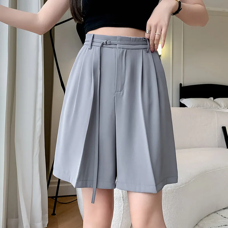 Lightweight and Breathable Wide-Leg Twill Shorts for Women