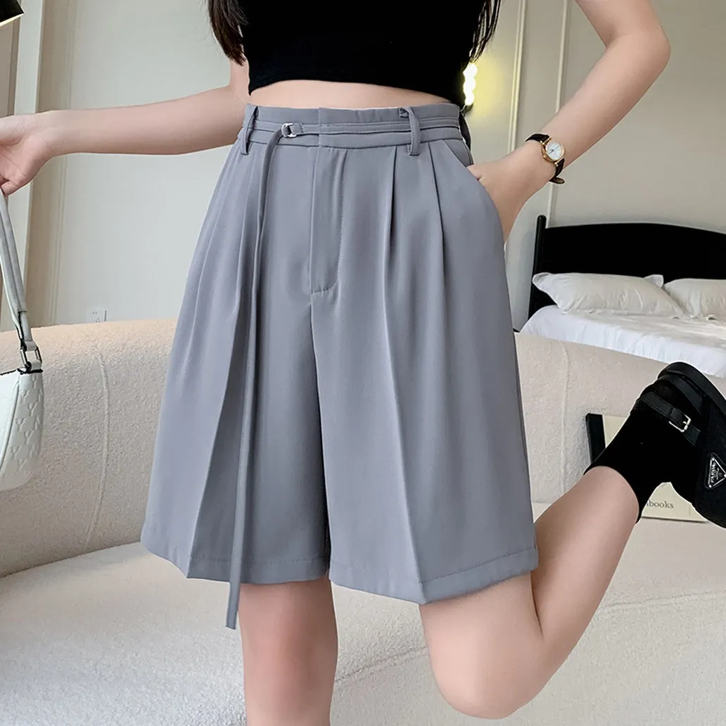 Lightweight and Breathable Wide-Leg Twill Shorts for Women