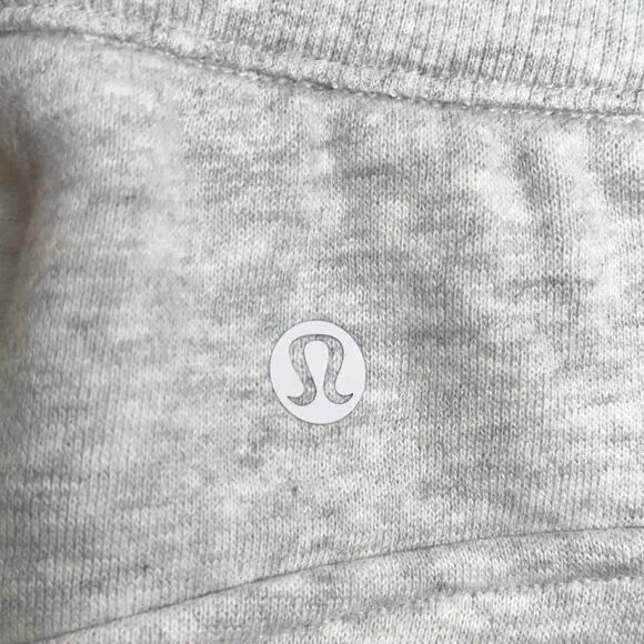 LULULEMON Scuba High-Rise Short 5&quot; Heathered Core Ultra Light Grey {PP14}