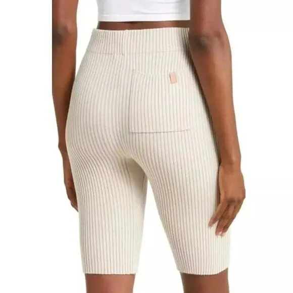 LUNYA NWOT $118 Cozy Cotton Silk Ribbed Bike Shorts Ivory and Gray