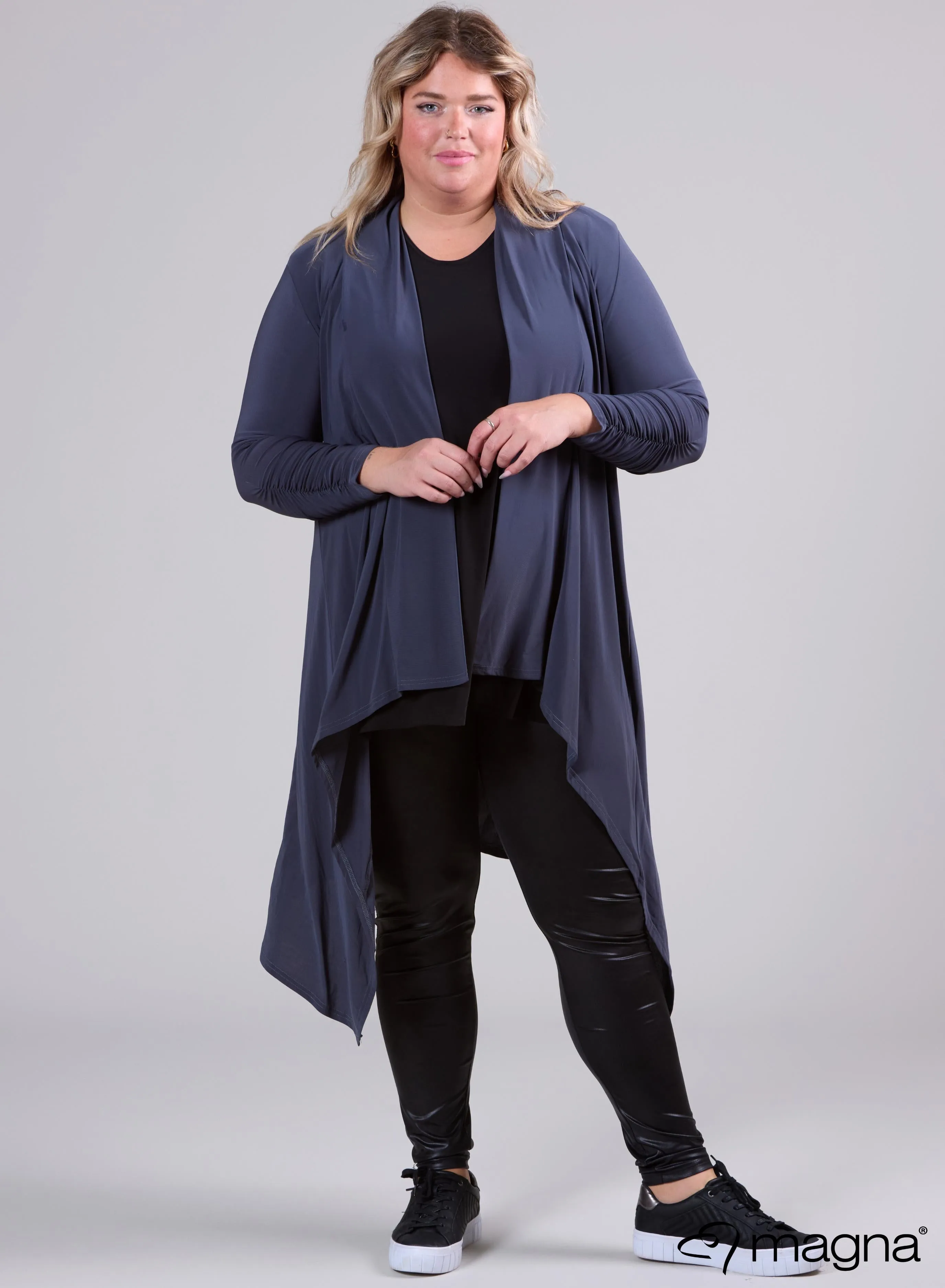 Magna Edgy Cardigan Grey