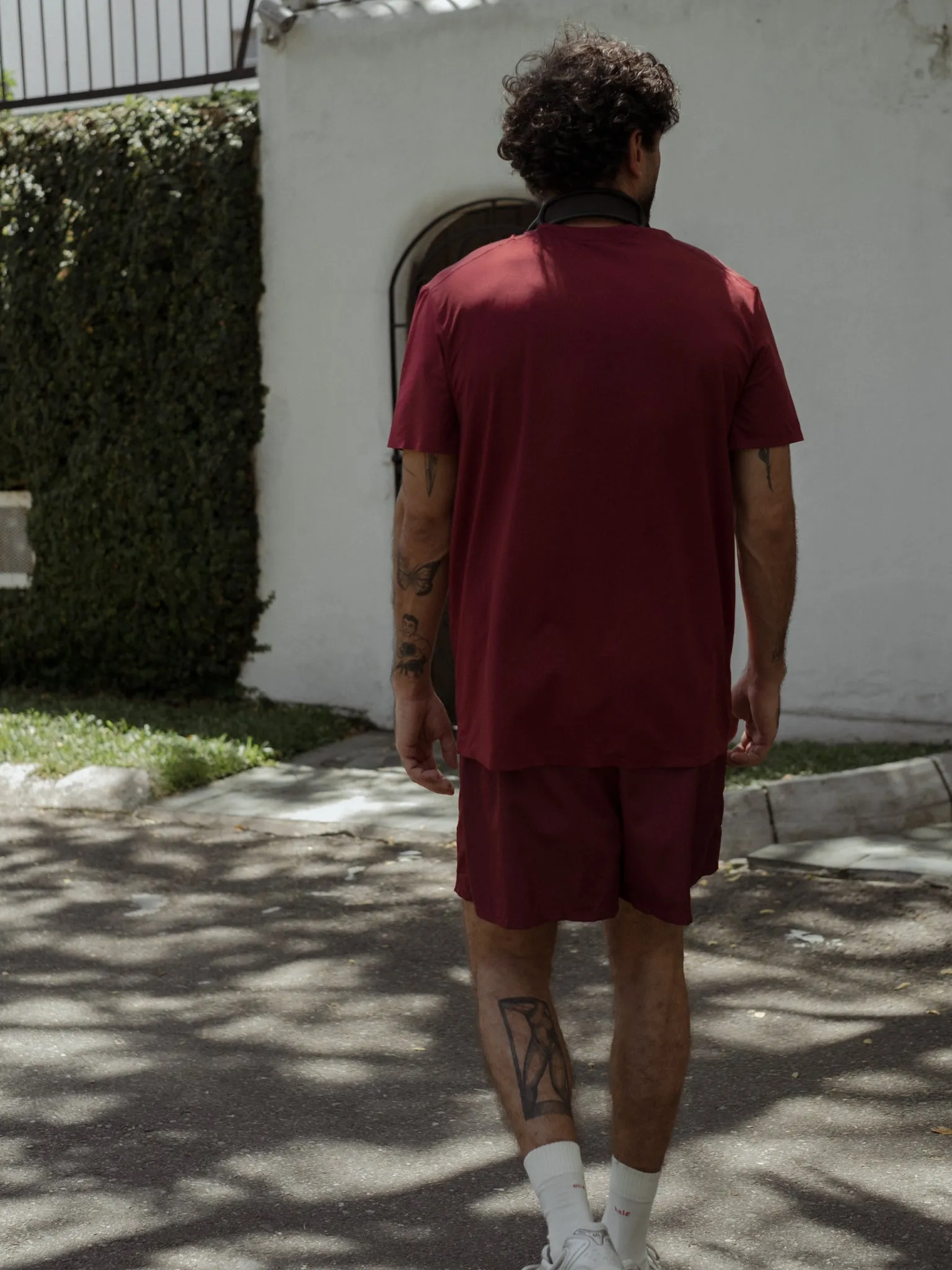 MEN STRUCTURED WORKOUT T-SHIRT - BERRY