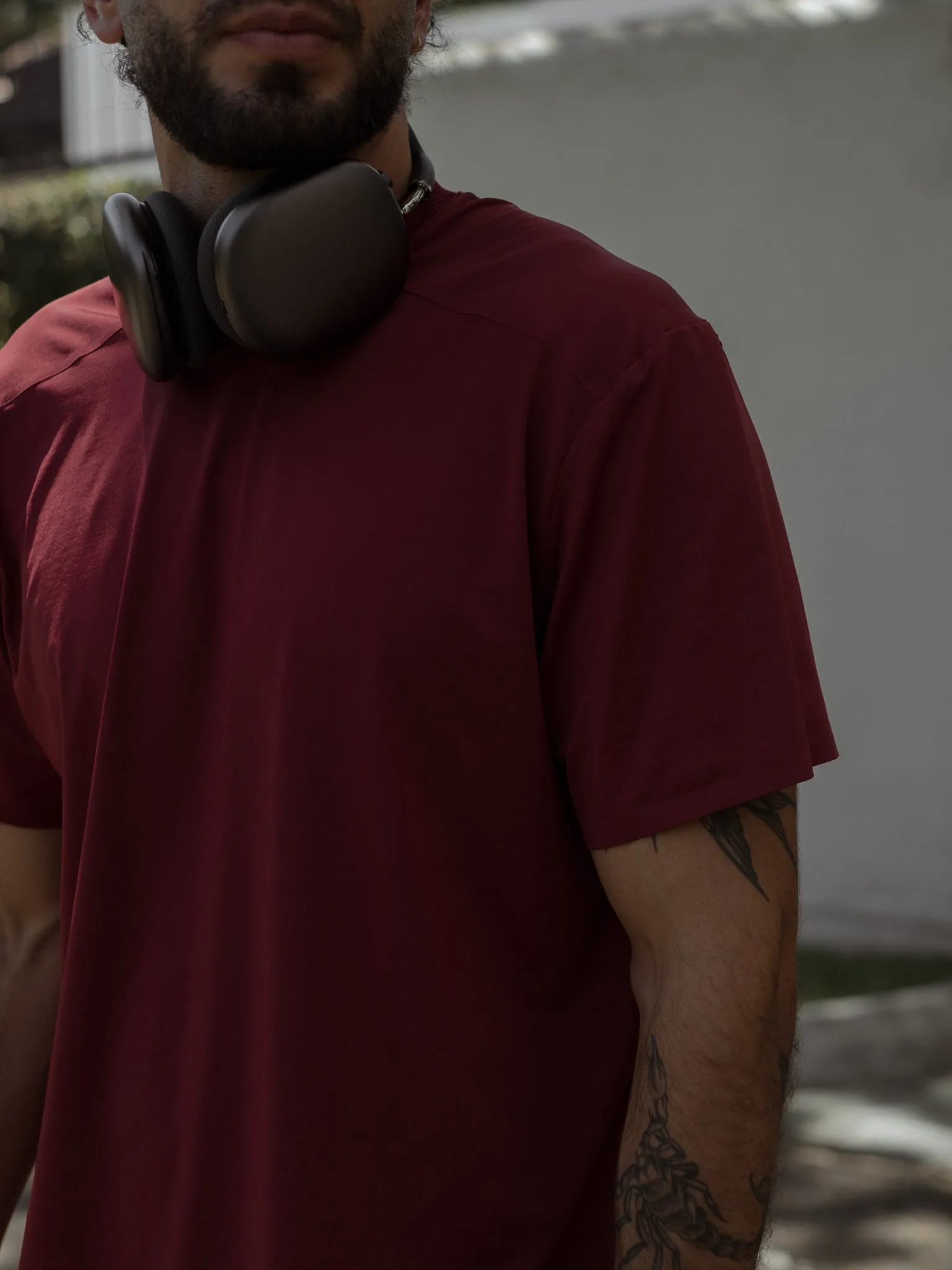 MEN STRUCTURED WORKOUT T-SHIRT - BERRY