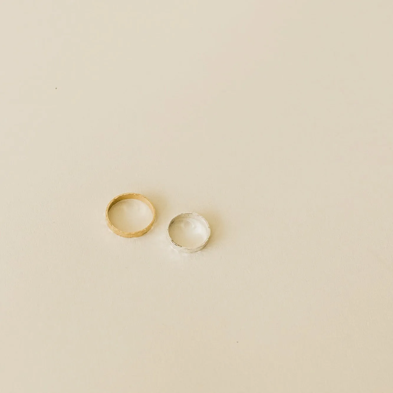 Mini Hammered Cigar Band Ring