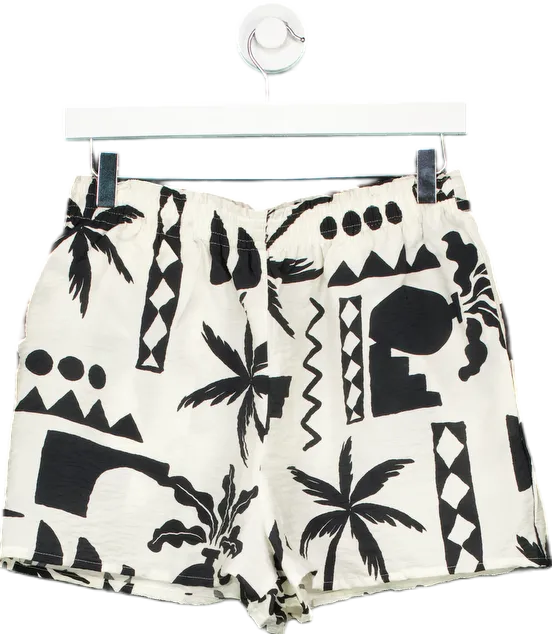 New Look Black and White Patterned Shorts UK 10