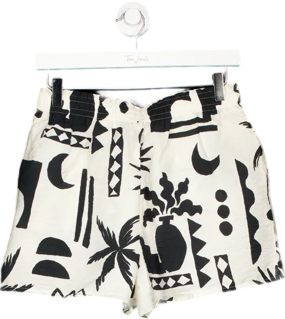 New Look Black and White Patterned Shorts UK 10