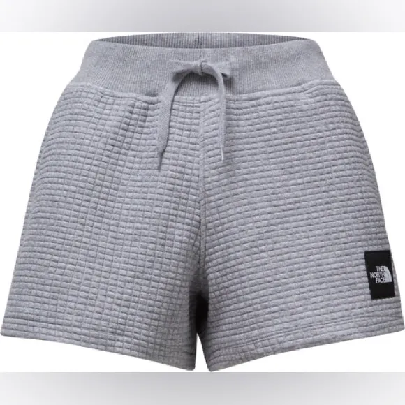 New Women’s The North Face Mhysa Quilted Shorts in Gray!!🔥🔥🔥