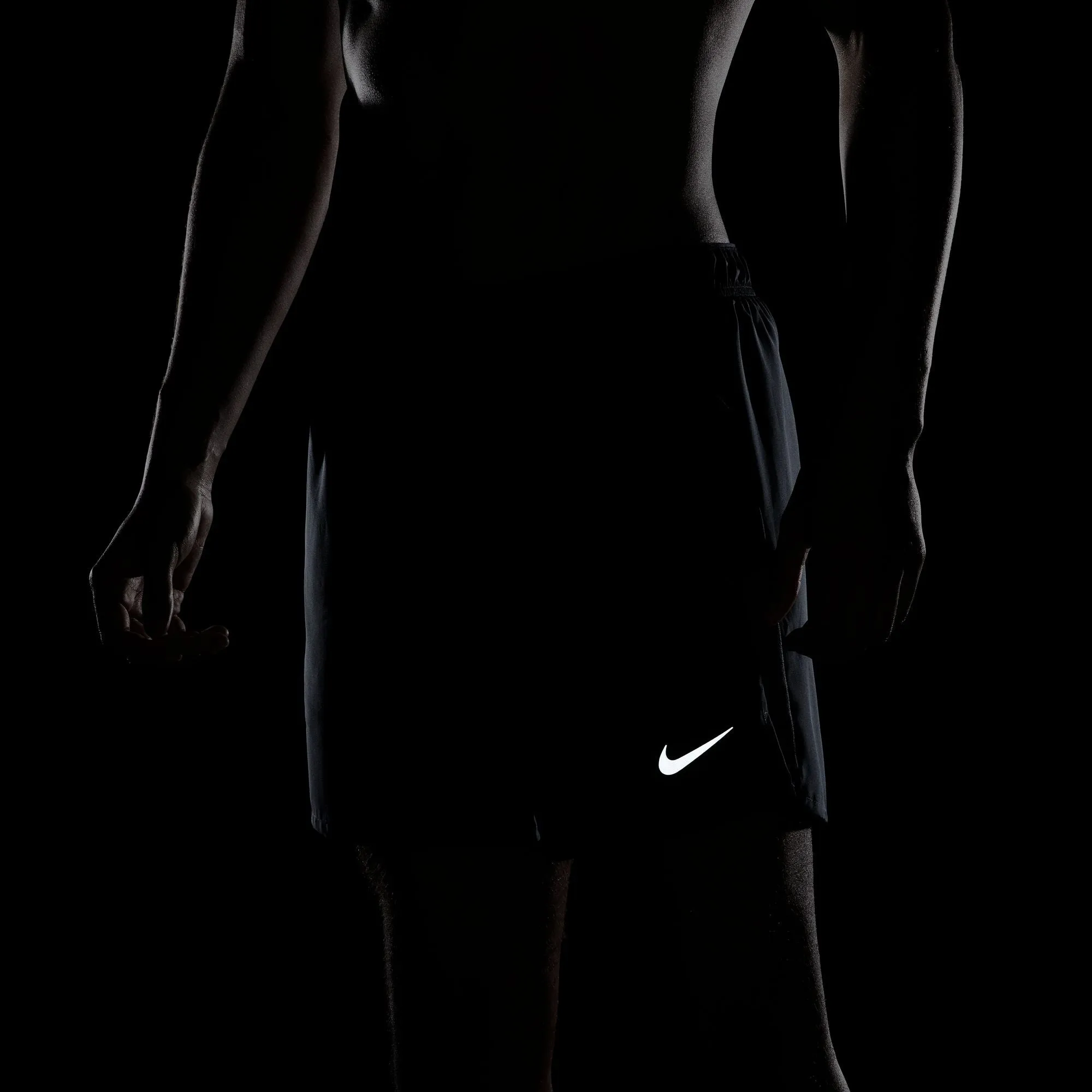 Nike Challenger Men's Dri-FIT 5" 2-in-1 Versatile Shorts