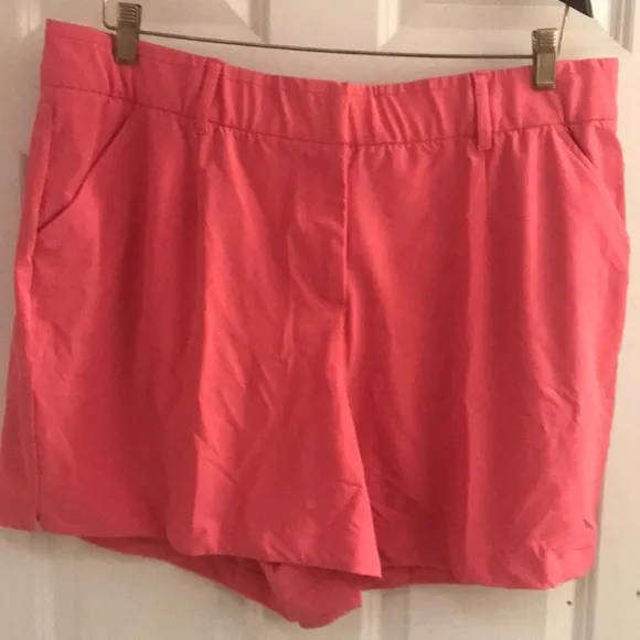 Nike Golf/Tennis/Pickleball Athleisure Shorts NWT!