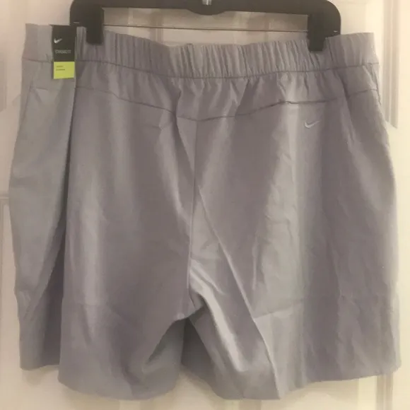 Nike Golf/Tennis/Pickleball Athleisure Shorts NWT!