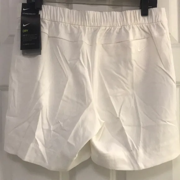 Nike Golf/Tennis/Pickleball Athleisure Shorts NWT!