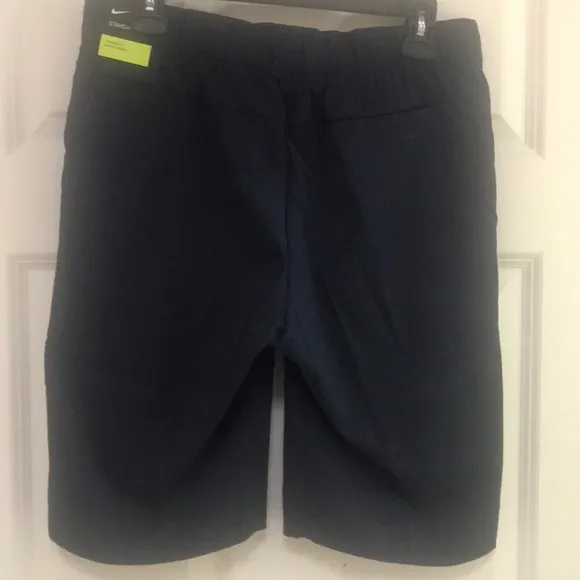 Nike Golf/Tennis/Pickleball Athleisure Shorts NWT!