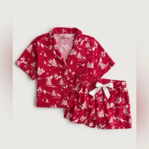 NWOT Hollister Christmas Shorts Pajama Set