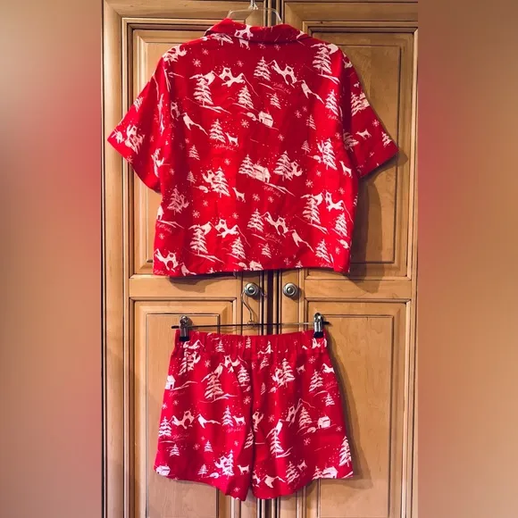 NWOT Hollister Christmas Shorts Pajama Set