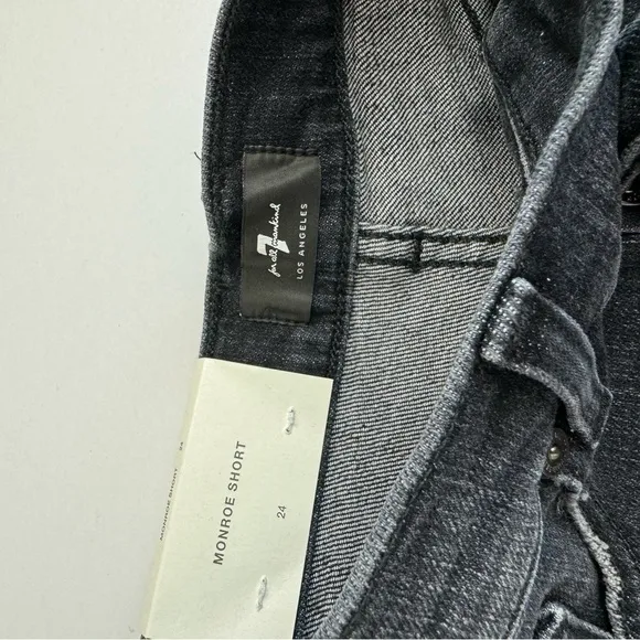 NWT 7 For all Mankind Monroe Jean Short in Eclipse Black sz 24 Stretch Denim