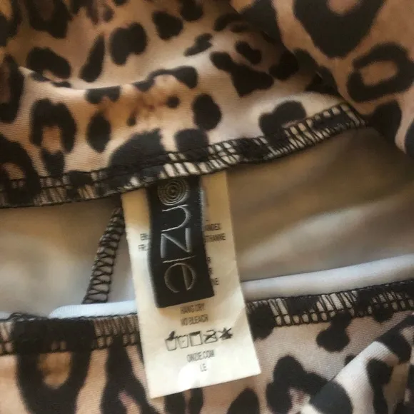 NWT Onzie High Rise 5” Biker Short in Leopard Print Size XS Athleisure Shorts