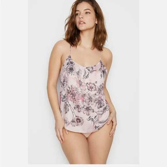 NWT Victoria’s Secret satin cami shorts pajama set