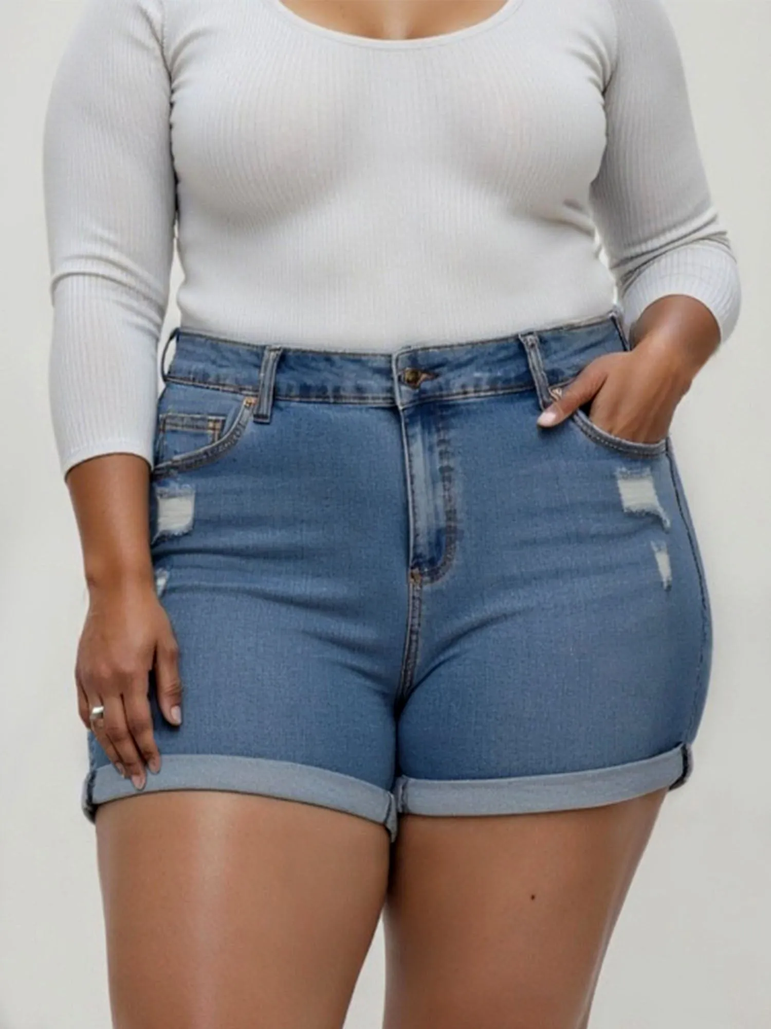 Plus Midrise Essential 5-inch Boyfriend Denim Short