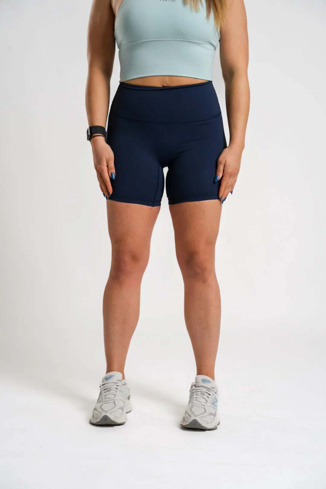Pump Mid Shorts